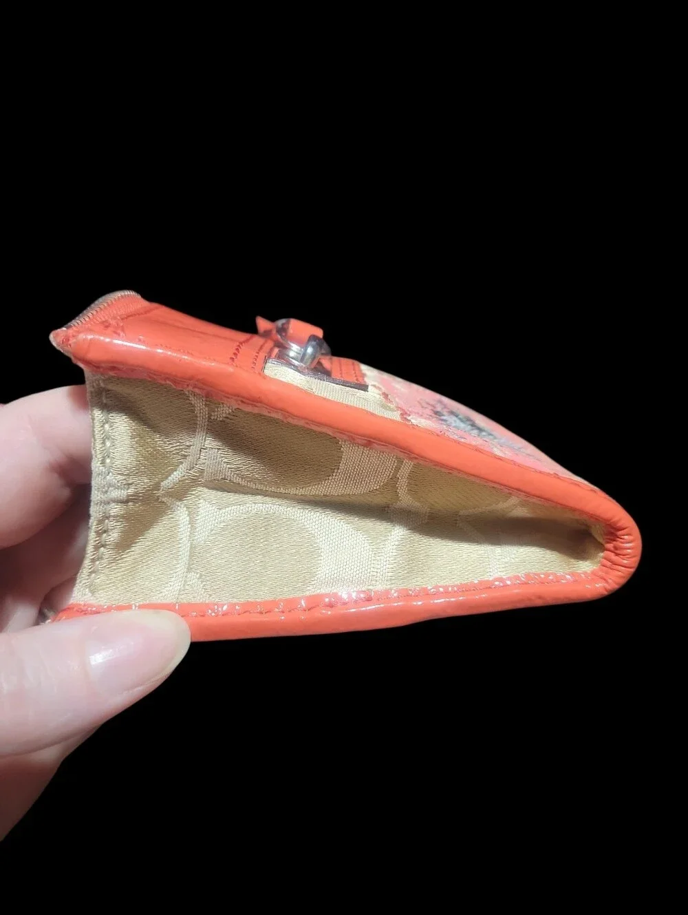 Coach Poppy Flower Khaki Signature Sequin Coral Patent Leather Wallet 47070 - Picture 6 of 7